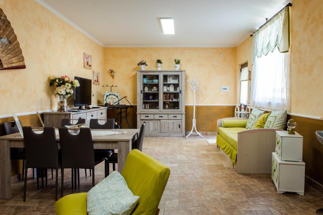 Ferienwohnung A Casa Di Sara Tivoli Exterior foto